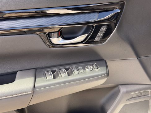 Used 2023 Honda CR-V Sport Touring image 9