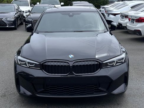 Used 2024 BMW 330i Sedan w/ M Sport Package RWD image 11
