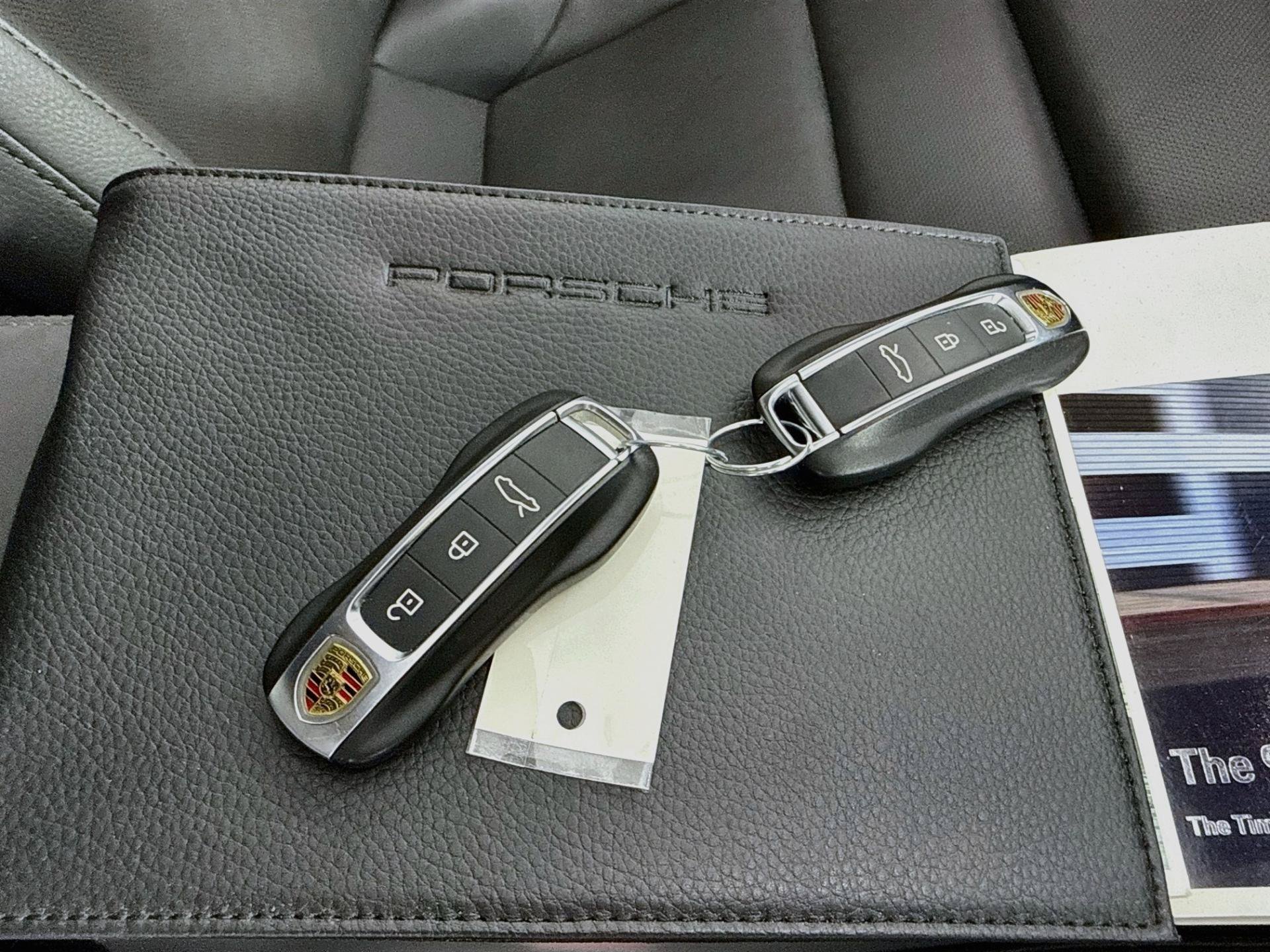 Used 2021 Porsche 911 Carrera RWD image 65