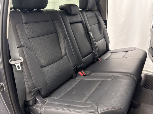 Used 2024 Toyota Tundra Limited AWD/4WD image 34