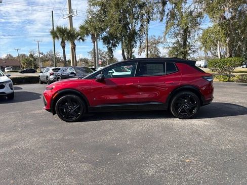 New 2026 Chevrolet Equinox EV RS image 4