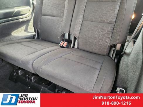 Used 2024 Dodge Durango GT image 30