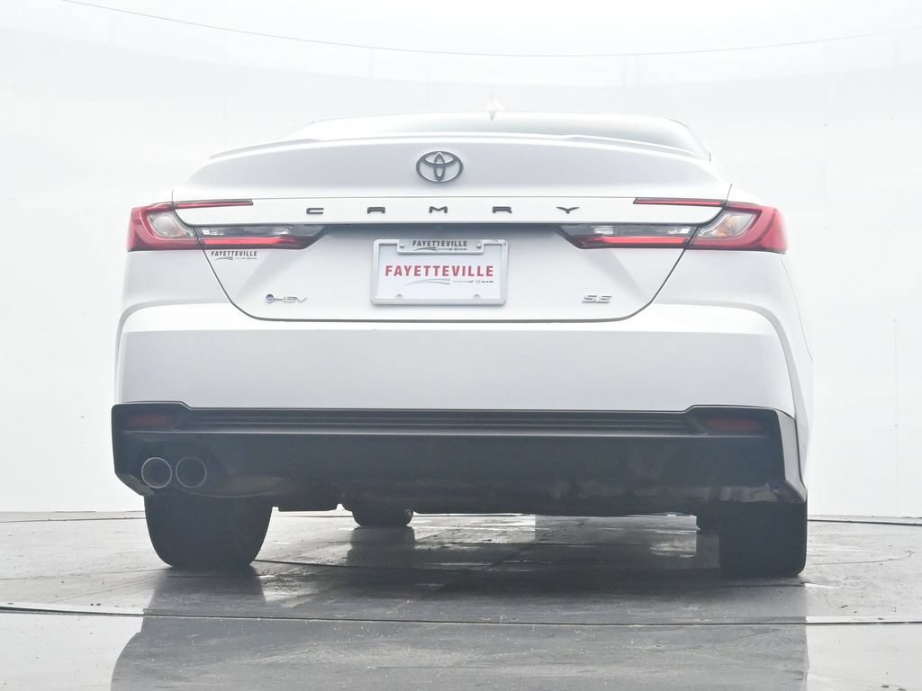 Used 2025 Toyota Camry SE FWD image 35