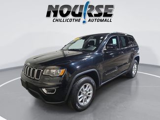 Used 2019 Jeep Grand Cherokee Laredo w/ Security & Convenience Group AWD/4WD video 1