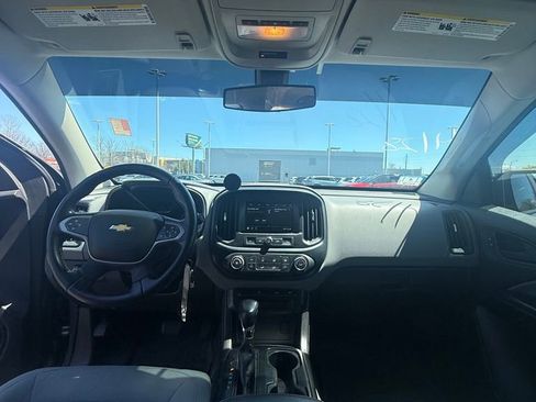 Used 2019 Chevrolet Colorado W/T w/ WT Convenience Package AWD/4WD image 23