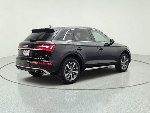 Used 2023 Audi Q5 2.0T Premium Plus w/ Premium Plus Package AWD/4WD image 5