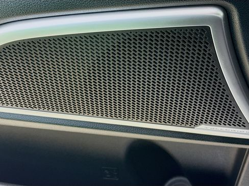 Used 2025 Kia Telluride EX image 22