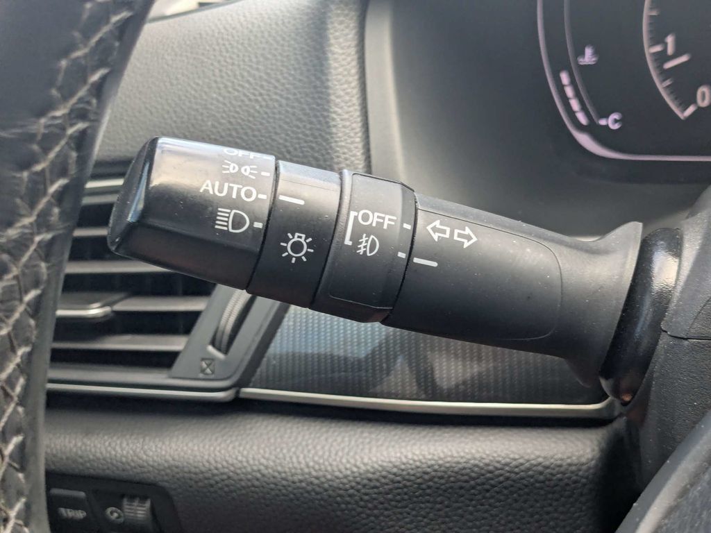 Used 2018 Honda Accord Sport image 31