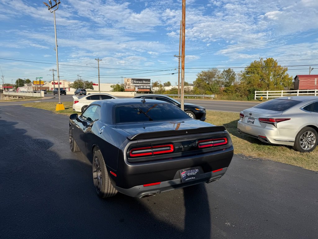 Used 2016 Dodge Challenger R/T Plus RWD image 5