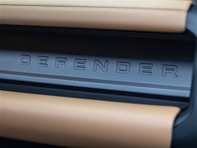 New 2026 Land Rover Defender 130 V8 AWD/4WD image 29