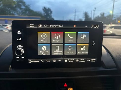 Used 2023 Honda Pilot Touring image 13