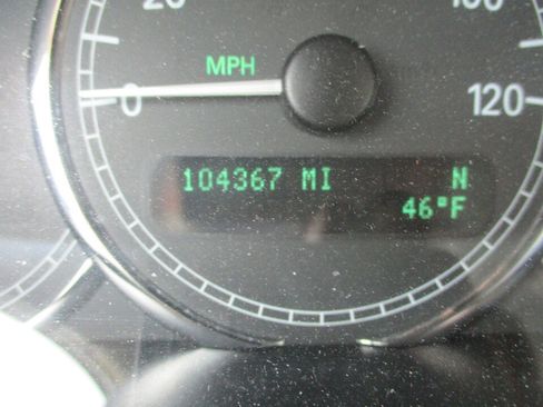 Used 2005 Buick LaCrosse CXL FWD image 30