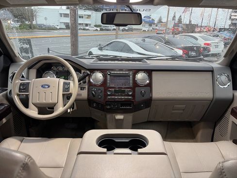 Used 2008 Ford F250 Lariat image 24