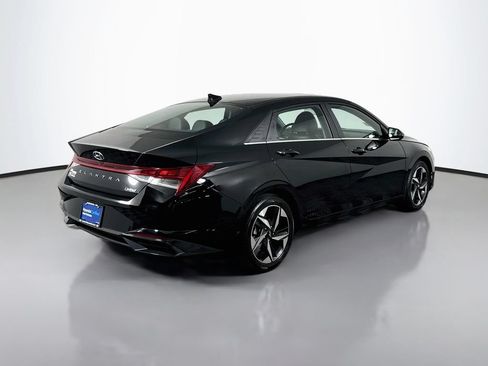 Used 2023 Hyundai Elantra Limited FWD image 8
