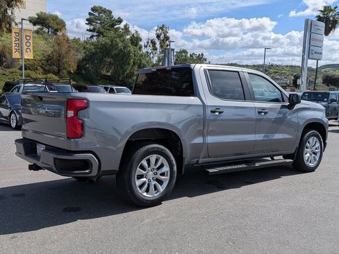Used 2022 Chevrolet Silverado 1500 Custom image 8