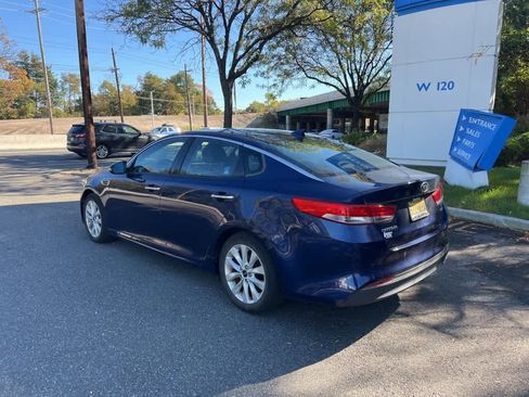 Used 2018 Kia Optima EX image 7