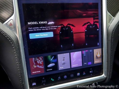 Used 2018 Tesla Model X P100D image 27