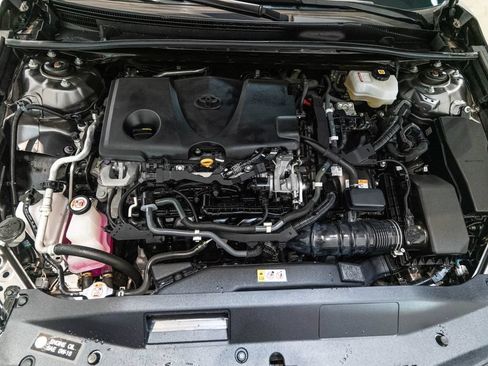 Certified 2020 Toyota Camry LE FWD image 33