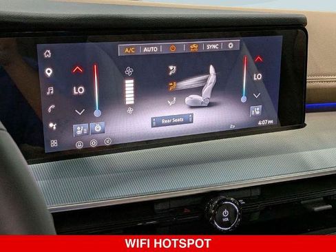Certified 2026 Nissan Murano Platinum w/ Cargo Package AWD/4WD image 25