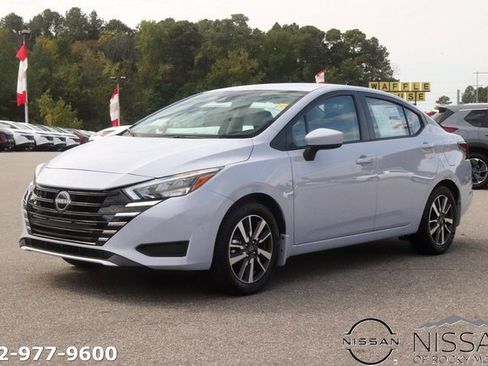 New 2025 Nissan Versa SV w/ Trunk Package image 3