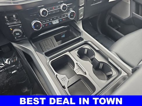 New 2026 Ford F250 Lariat w/ Black Appearance Package AWD/4WD image 24