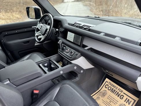 Certified 2023 Land Rover Defender 110 X-Dynamic SE image 20