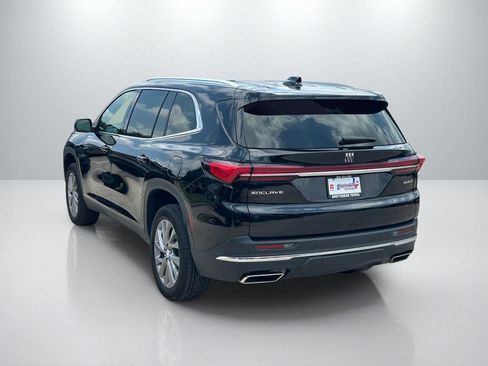 Used 2025 Buick Enclave Preferred FWD image 7