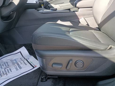 New 2026 Kia Sportage EX w/ EX Panoramic Sunroof Package image 18