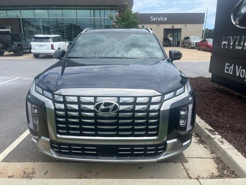 Used 2024 Hyundai Palisade Calligraphy AWD/4WD image 2