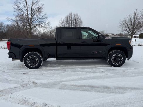 Used 2021 GMC Sierra 3500 AT4 w/ AT4 Premium Plus Package image 8