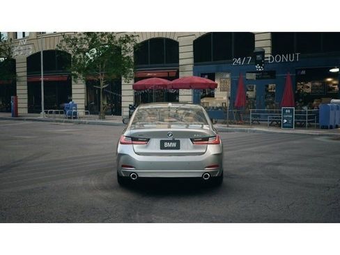 Used 2025 BMW 330i xDrive 330i xDrive w/ Premium Package image 5