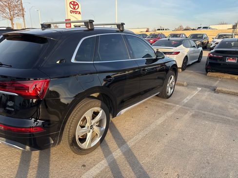 Used 2021 Audi Q5 2.0T Premium Plus w/ Premium Plus Package image 4