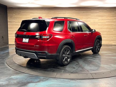 Used 2023 Honda Pilot Touring image 29