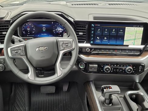 New 2026 Chevrolet Silverado 1500 LT Trail Boss w/ LT Trail Boss Premium Package AWD/4WD image 11