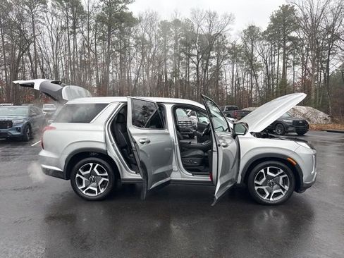 Used 2024 Hyundai Palisade Limited image 28