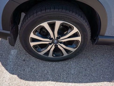 Used 2022 Subaru Forester Limited w/ Popular Package #3 AWD/4WD image 9
