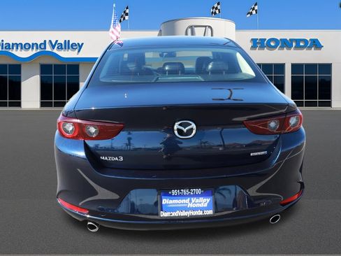Used 2024 MAZDA MAZDA3 s FWD image 5