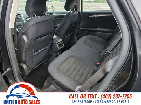 Used 2013 Ford Fusion SE image 10