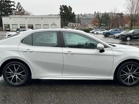 Certified 2024 Toyota Camry SE w/ Cold Weather Package image 4