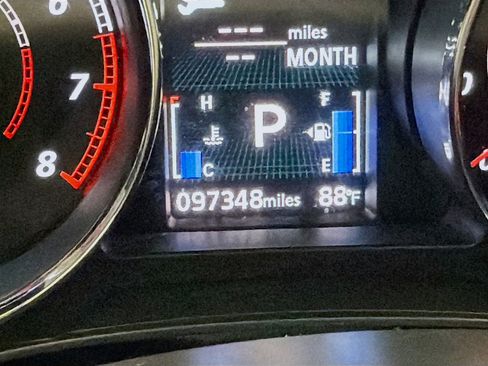 Used 2024 Jeep Wrangler Sport S image 16