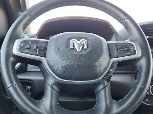 Used 2022 RAM 1500 Big Horn AWD/4WD image 19