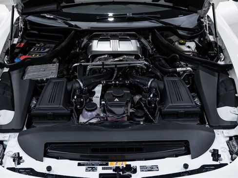 Used 2018 Mercedes-Benz AMG GT C image 40