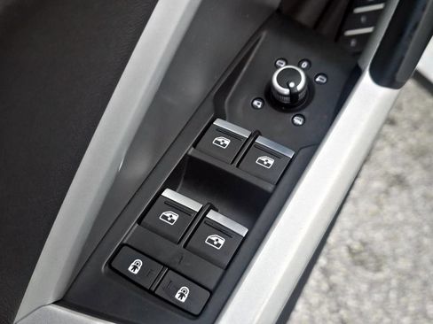 Used 2022 Audi Q3 2.0T Premium image 16