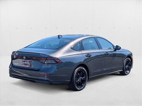 New 2025 Honda Accord SE image 2