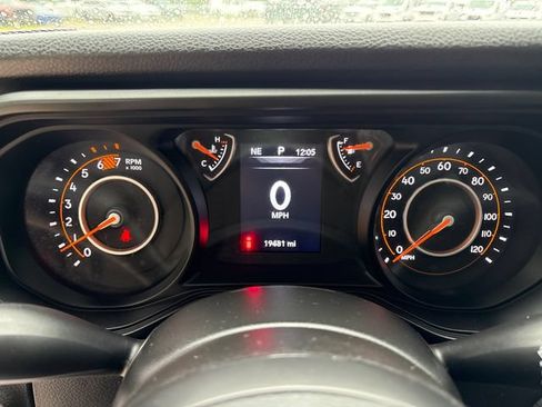 Certified 2025 Jeep Wrangler Unlimited Sport AWD/4WD image 28
