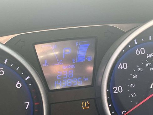 Used 2014 Hyundai Tucson SE AWD/4WD image 8