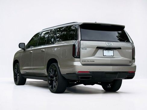Certified 2025 Cadillac Escalade ESV Sport Platinum w/ LPO, ONYX Package AWD/4WD image 15