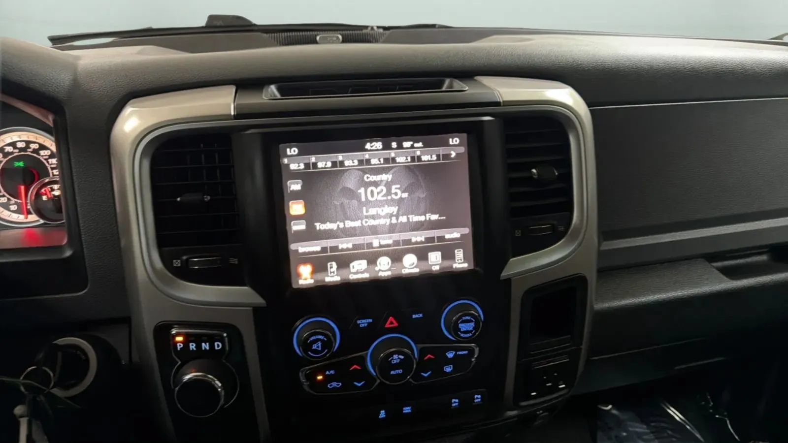 Used 2017 RAM 1500 Big Horn RWD image 13