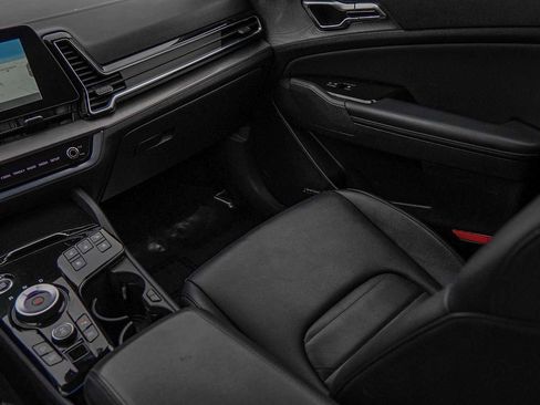 Certified 2023 Kia Sportage SX Prestige image 27