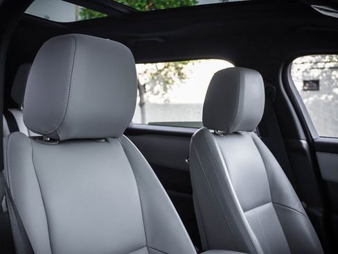 Used 2024 Land Rover Range Rover Velar Dynamic SE image 25